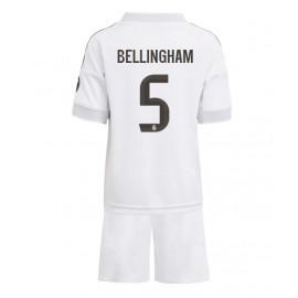 Real Madrid Jude Bellingham #5 Hjemmebanetrøje Børn 2025-26 Kortærmet (+ Korte bukser)